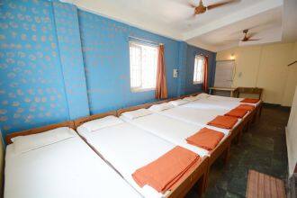 Stay Longer Guest House, Goa 3